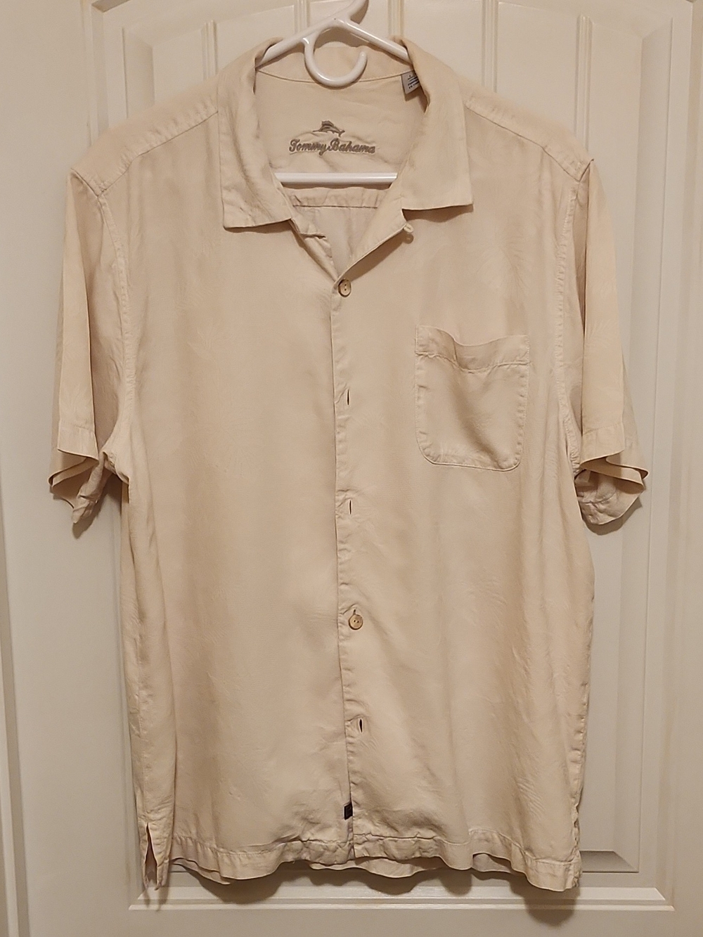 Tommy Bahama Men's L Short-Sleeve Camp Shirt in Cream 0182